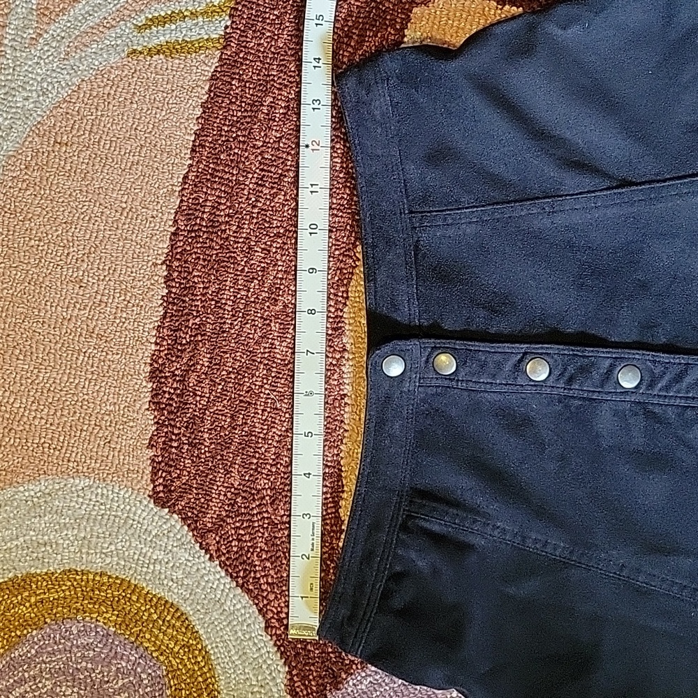 Suede-esque Snap Mini - Picture 11 of 12